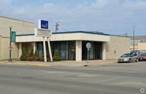 102-4th-St-NW-Faribault-MN-Primary-Photo-1-Large